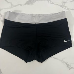 NIKE black and white shorts size M
